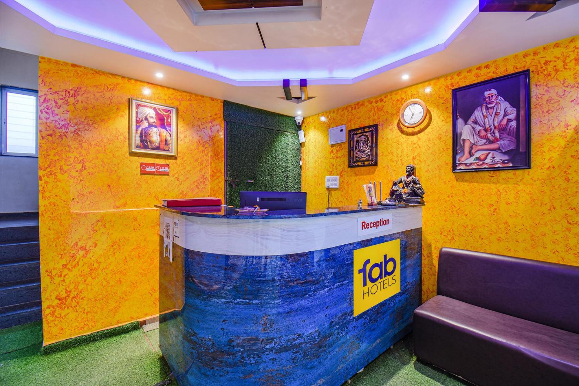 Fabexpress 4 Star Executive - Nr World Trade Center Hotel Пюн Екстериор снимка