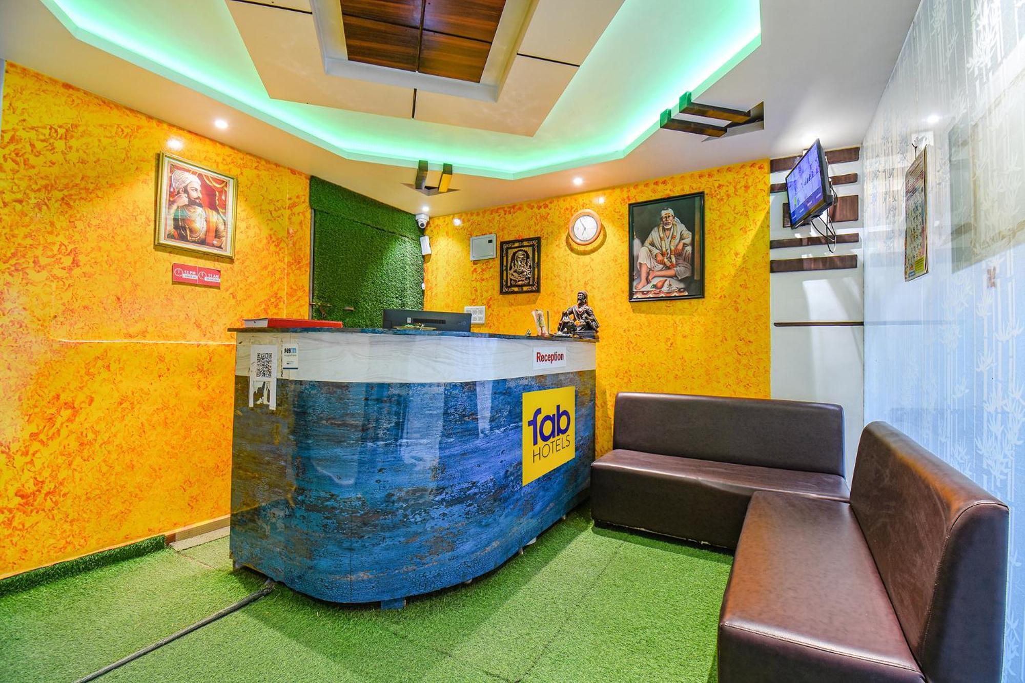 Fabexpress 4 Star Executive - Nr World Trade Center Hotel Пюн Екстериор снимка